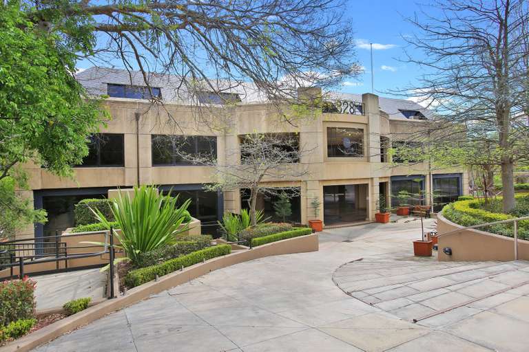 Fox & Staniland Lawyers to return to Gordon